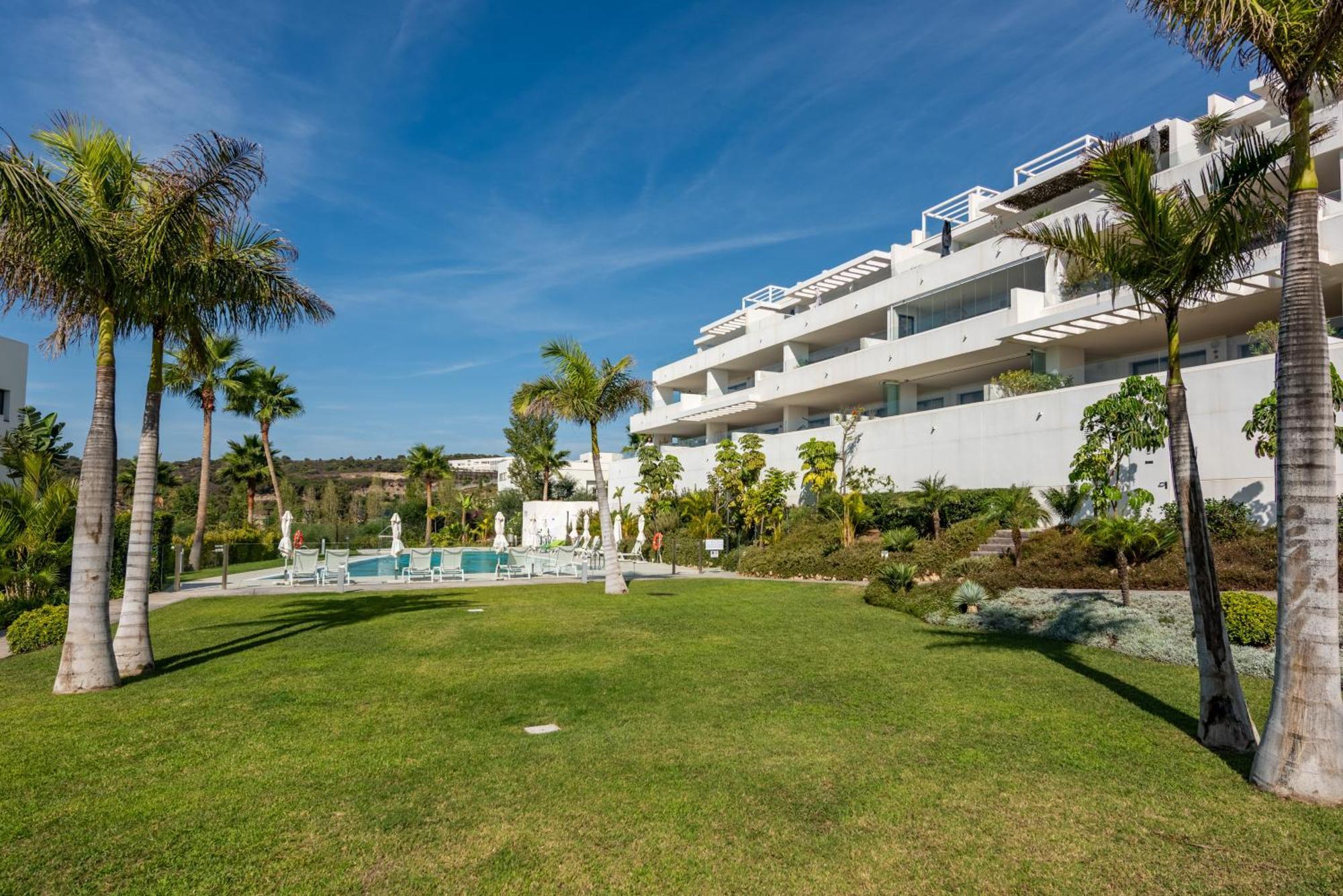 Las Olas Estepona Luaran gambar